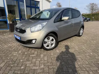 Kia Venga 1.6 CVVT Super Pack AUTOM-NAVI-CRUISE-ECC-TREKHAAK-PDC-CAMARA-VOL!!