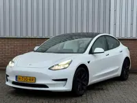 Tesla Model 3 Standard RWD Plus 60 kWh LFP/ 93% SoH/ Warmtepomp/ Wit leer