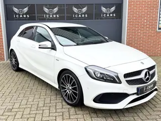 Mercedes-Benz A-klasse 180 AMG Night Edition Alacantra Dealer onderhouden