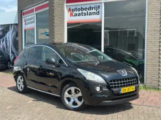 Peugeot 3008 1.6 16V Première - Pano - Clima - Cruise -