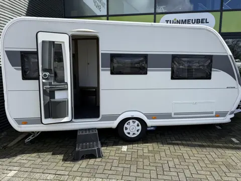 Hobby On Tour 460 HL 2 BEDDEN MOVER TENT