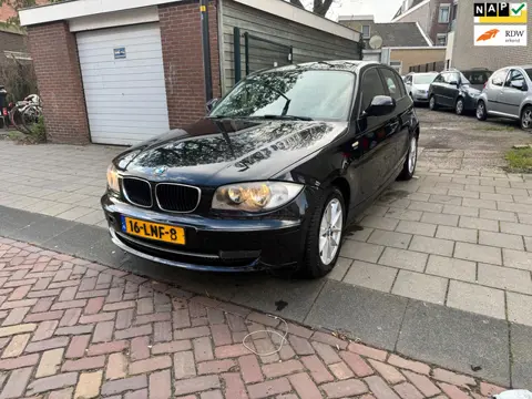 BMW 1-serie 118i 5-deurs handgeschakeld 2010 nap!
