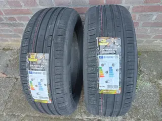 2 Nieuwe Imperial Zomerbanden 205-55-16 91V