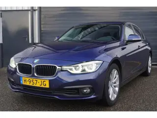 BMW 3-serie 318i Luxury Edition | LED koplampen | Automaat | Nette auto