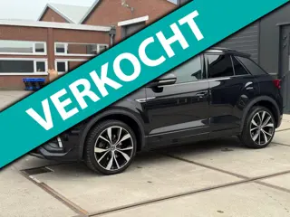 Volkswagen T-Roc 1.5 TSI R-Line Black style IQ-Led Groot Navi Virtual NAP