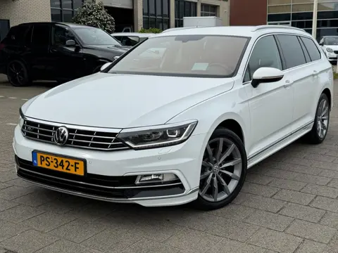 Volkswagen Passat Variant 1.4 TSI Highline Business R
