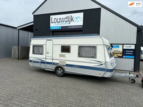 FENDT Saphir 490 TF ’04 (Bed 210cm, Rondzit)