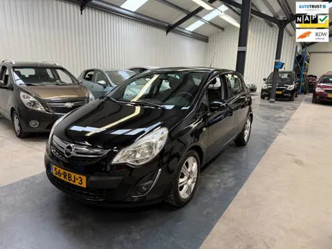 Opel Corsa 1.4-16V Edition 5 DEURS/AIRCO/NAP/APK