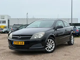 Opel Astra GTC 1.6 Enjoy/ RIJDT HEERLIJK