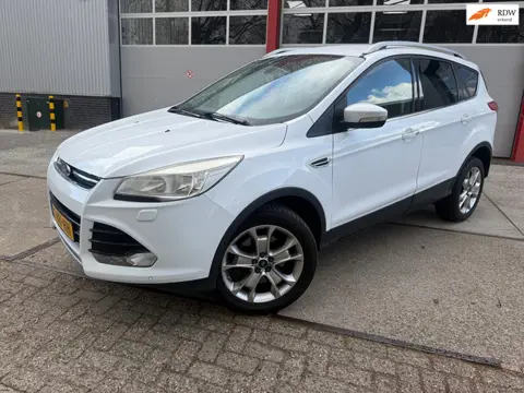 Ford Kuga 1.6 Titanium 4WD AUT NAVI Keyless Entry
