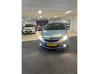 Opel Corsa 1.4-16V Enjoy , NAP ,Airco , Cruise control