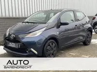 Toyota Aygo 1.0 VVT-i x-play Automaat | Airco | Dealer onderhouden
