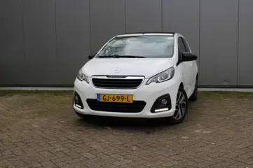PEUGEOT 108 