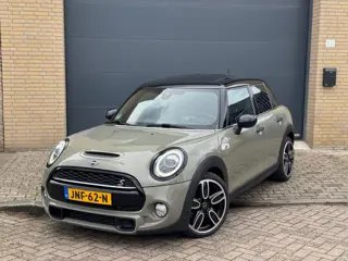 Mini Cooper S 2.0 Aut 5-deurs|PANO| Keyless | HUD | HK | ACC | Dealer onderhouden