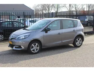 Renault Scénic 1.2 TCe Limited, Navigatie!