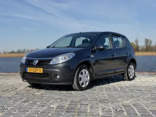 Dacia Sandero 1.2 Lauréate|Airco|Trekhaak|D-riem vervangen