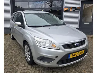 Ford Focus Wagon 1.6 Trend **AIRCO-APK-CRUISECTRL**