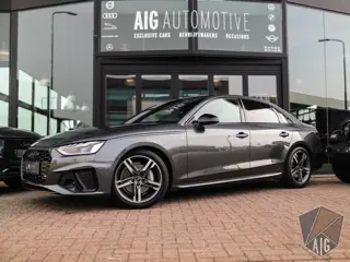 Audi A4 Limousine 40 TFSI S edition Competition | Keyless | 3-Zone Airco | Trekhaak | Virtual Cockpi