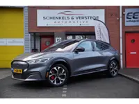 Ford Mustang Mach-E Extended AWD 98 kWh / Stuur + Stoel Verwarming / Leer / Camera /
