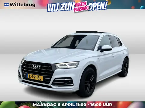 Audi Q5 55 TFSI e quattro Competition / AUTOMAAT/ 367 PK/ PANO/ LUCHTVERING/ LEER/ TREKHAAK/ CAMERA/