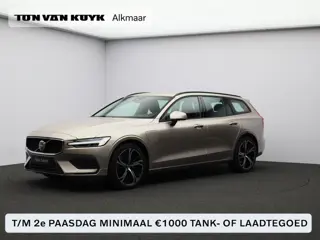 Volvo V60 T6 350PK Plug-in hybrid AWD Core Business Ed. / Stoel-, stuurwiel- & achterbankverwarming 