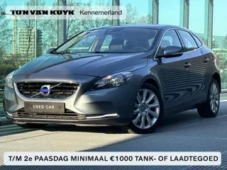 Volvo V40 1.5 T3 Momentum Automaat / Trekhaak / Cruise control / Automaat / Parkeersensoren achter /