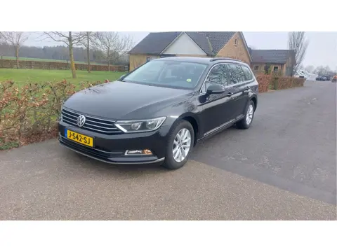 Volkswagen Passat Variant 1.6 TDI Comfortline CLIMA/NAVI BJ 2016