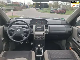 Nissan X-Trail 2.5 Sport Outdoor