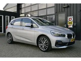 BMW 2 Serie Active Tourer 220i High Executive | NL-Auto | Head-Up | Pano | Leder | LED | 18''