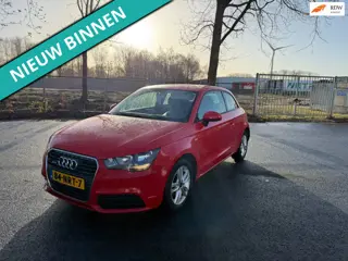 Audi A1 1.2 TFSI Attraction Pro Line Business LEUKE AUTO RIJDT EN SCHAKELT GOED