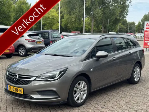 Opel Astra Sports Tourer 1.0 Business Executive (bj 2017)