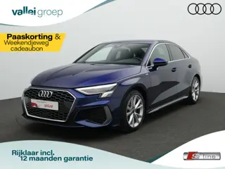 Audi A3 Limousine 30 TFSI 110 pk S-tronic S edition / S-Line | Trekhaak | Achteruitrijcamera | Navig