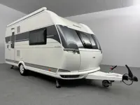 Hobby De Luxe 460 SFF Queensbed cassetteluifel MET STALLING