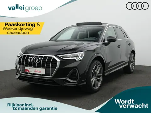 Audi Q3 45 TFSI e 245 pk S-tronic S-Line | Panoramadak | Leder | Stoelverwarming | Adaptive Cruise |