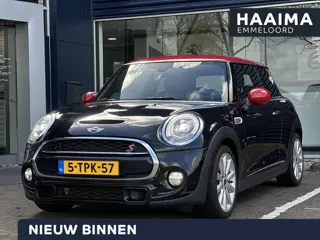 Mini Mini 2.0 Cooper S | Sportstoelen | Stoelverwarming | Navigatie | Parkeersensoren | Cruise Contr