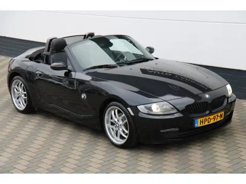 BMW Z4 Roadster 2.5i 6 cilinder handbak leer xenon zeer mooi