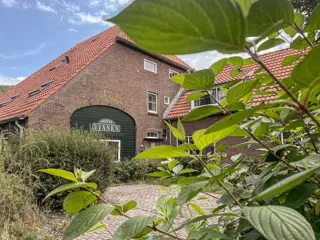 Unieke & Ruime Farm Lodge op 'Hoeve Vianen'