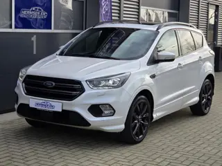 Ford Kuga 1.5 EcoBoost ST Line 182pk zeer luxe uitvoering!