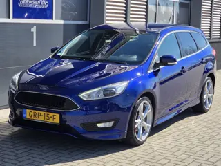 Ford Focus 1.0 EcoBoost 125pk ST-line vol opties!