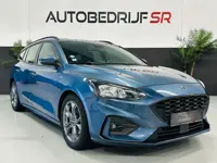 Ford Focus Wagon 1.0 EcoBoost Titanium Business ST Line Automaat Carplay! Trekhaak! Vol opties!