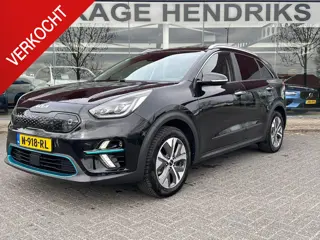 Kia e-Niro ExecutiveLine Sky 64 kWh | SOH: 96,1% | Schuifdak | Leder | Climate | Stoel&Stuur Verwarm