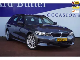 BMW 3-serie Touring 330e Business Edition Plus 292PK / 1EIG / ORIG-NL / Camera / Leder / Stoel-verw.