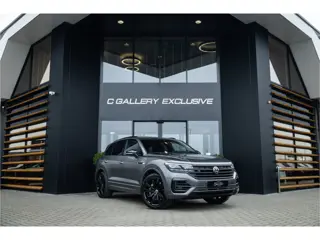 Volkswagen Touareg 3.0 TSi 4MOTION R - Panorama | Luchtvering | Elek. Trekhaak | Memory | 360 Camera