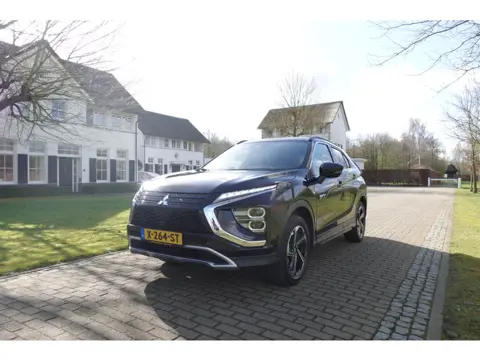 Mitsubishi Eclipse Cross 2.4 PHEV Instyle | BTW | Stoelverwarming | CarPlay |