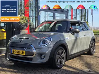 Mini Mini Electric Basic 33 kWh | Navigatie | Airconditioning | LM Velgen |