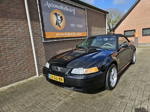 Ford USA Mustang 3.8 V6 Convertible (bj 2000, automaat)