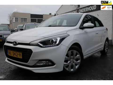 Hyundai I20 1.0 T-GDI Comfort | Airco | Cruise control | Navi | Parkeersensoren & Camera | Elec rame
