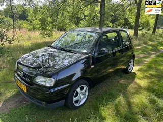 Seat Arosa 1.4i Stella Nieuwe APK bij aflevering