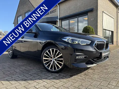 BMW 2 Serie Gran Coupé 218i Executive Carplay / Full LED / Stoelverwarming