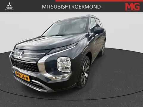 Mitsubishi Outlander 2.4 PHEV Instyle | Rijklaar | All-Season banden | Apple Carplay | Parkeersensor
